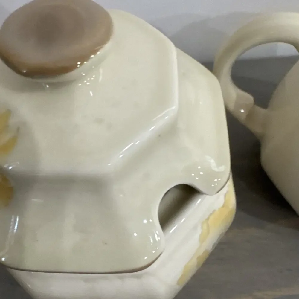 MIKASA Dutch Garden Cream and Covered Sugar Set- Orange/Yellow Flowers MINT
